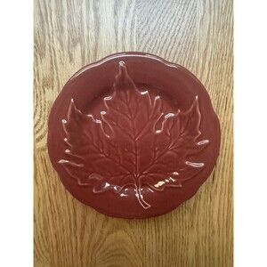 Longaberger Pottery Woven Traditions Falling Maple Leaves Paprika Sage Plate